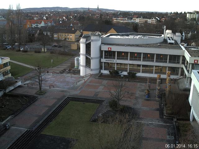 Foto der Webcam: Verwaltungsgeb&auml;ude, Innenhof mit Audimax, H&ouml;rsaal-Geb&auml;ude 1