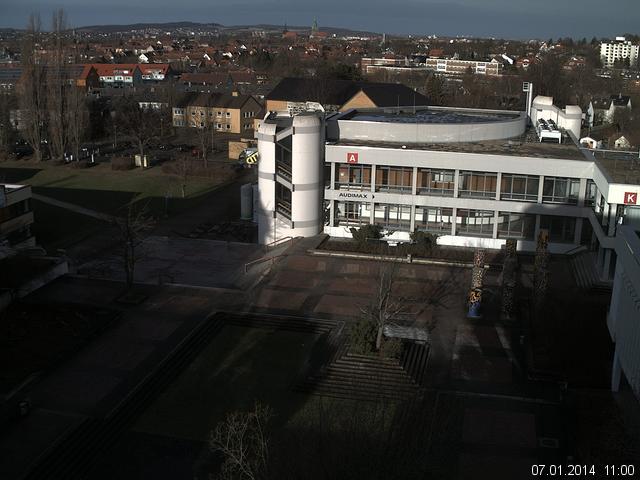 Foto der Webcam: Verwaltungsgeb&auml;ude, Innenhof mit Audimax, H&ouml;rsaal-Geb&auml;ude 1