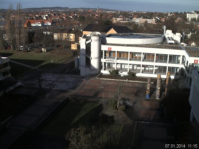 Foto der Webcam: Verwaltungsgeb&auml;ude, Innenhof mit Audimax, H&ouml;rsaal-Geb&auml;ude 1