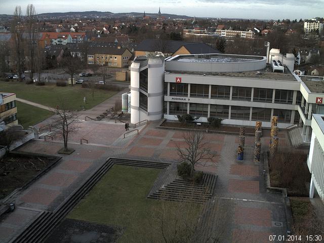 Foto der Webcam: Verwaltungsgeb&auml;ude, Innenhof mit Audimax, H&ouml;rsaal-Geb&auml;ude 1