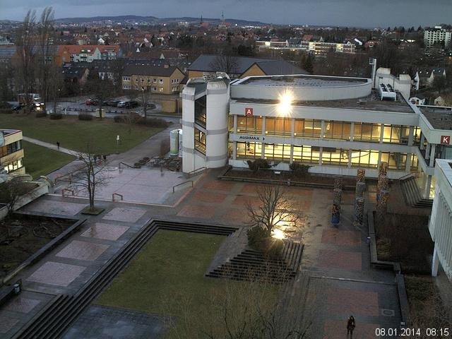 Foto der Webcam: Verwaltungsgeb&auml;ude, Innenhof mit Audimax, H&ouml;rsaal-Geb&auml;ude 1