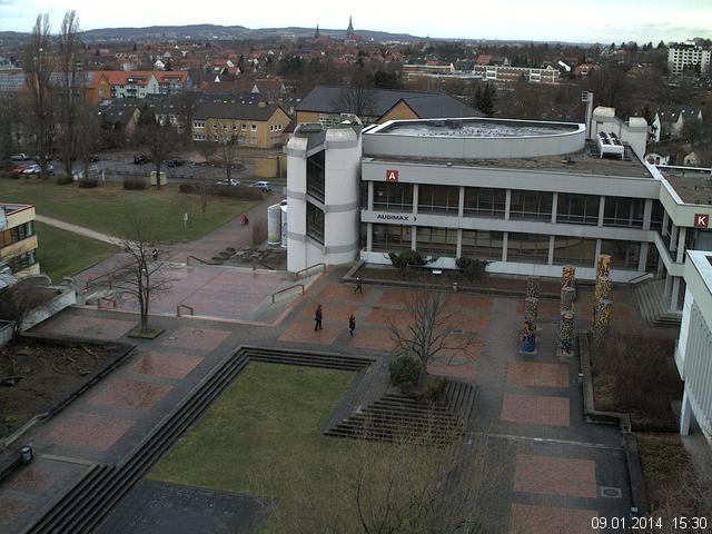 Foto der Webcam: Verwaltungsgeb&auml;ude, Innenhof mit Audimax, H&ouml;rsaal-Geb&auml;ude 1