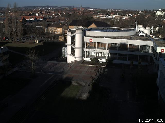 Foto der Webcam: Verwaltungsgeb&auml;ude, Innenhof mit Audimax, H&ouml;rsaal-Geb&auml;ude 1