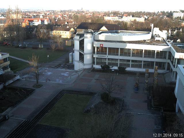 Foto der Webcam: Verwaltungsgeb&auml;ude, Innenhof mit Audimax, H&ouml;rsaal-Geb&auml;ude 1