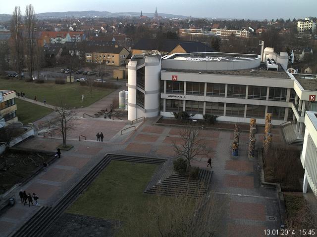 Foto der Webcam: Verwaltungsgeb&auml;ude, Innenhof mit Audimax, H&ouml;rsaal-Geb&auml;ude 1