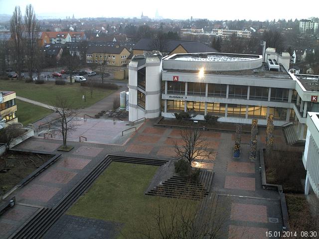 Foto der Webcam: Verwaltungsgeb&auml;ude, Innenhof mit Audimax, H&ouml;rsaal-Geb&auml;ude 1