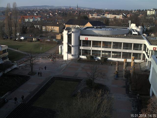 Foto der Webcam: Verwaltungsgeb&auml;ude, Innenhof mit Audimax, H&ouml;rsaal-Geb&auml;ude 1