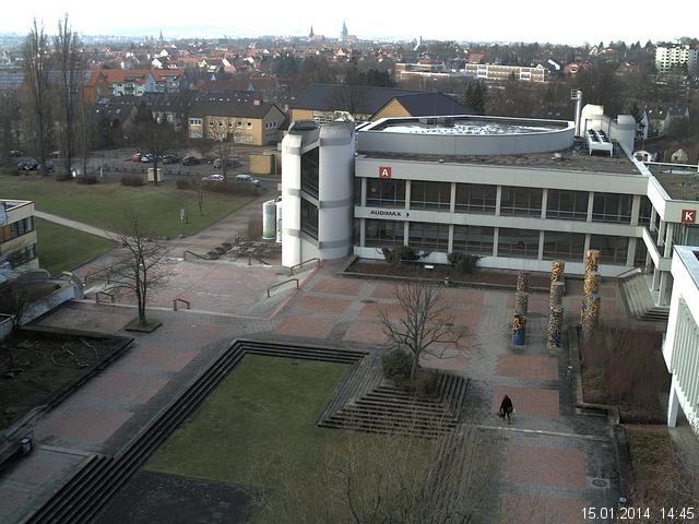 Foto der Webcam: Verwaltungsgeb&auml;ude, Innenhof mit Audimax, H&ouml;rsaal-Geb&auml;ude 1