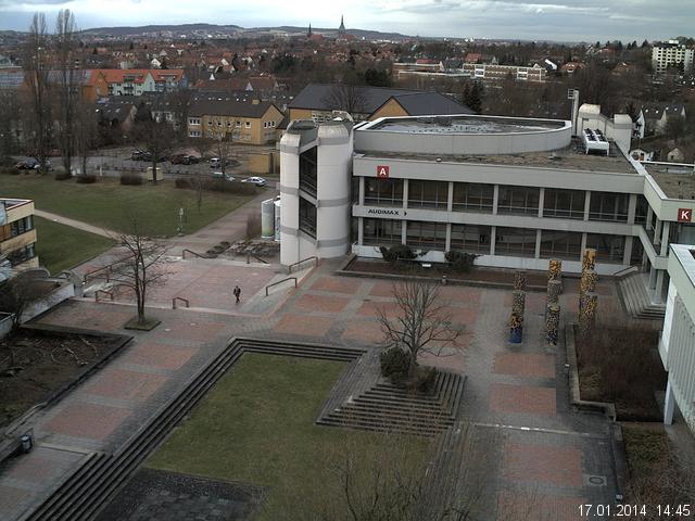 Foto der Webcam: Verwaltungsgeb&auml;ude, Innenhof mit Audimax, H&ouml;rsaal-Geb&auml;ude 1