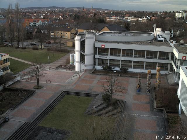 Foto der Webcam: Verwaltungsgeb&auml;ude, Innenhof mit Audimax, H&ouml;rsaal-Geb&auml;ude 1