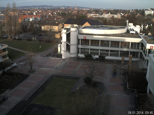 Foto der Webcam: Verwaltungsgeb&auml;ude, Innenhof mit Audimax, H&ouml;rsaal-Geb&auml;ude 1