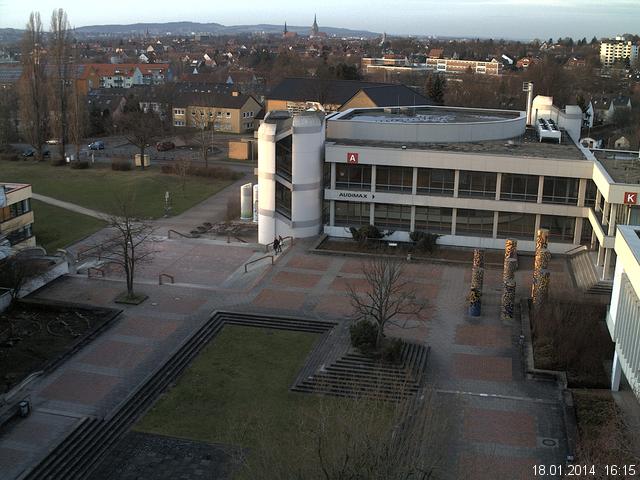 Foto der Webcam: Verwaltungsgeb&auml;ude, Innenhof mit Audimax, H&ouml;rsaal-Geb&auml;ude 1