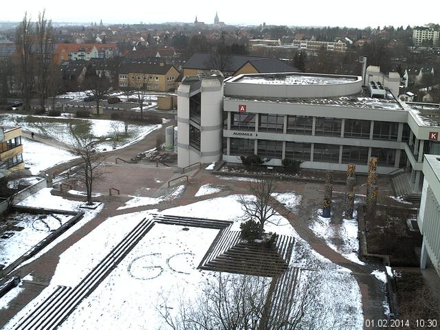 Foto der Webcam: Verwaltungsgeb&auml;ude, Innenhof mit Audimax, H&ouml;rsaal-Geb&auml;ude 1