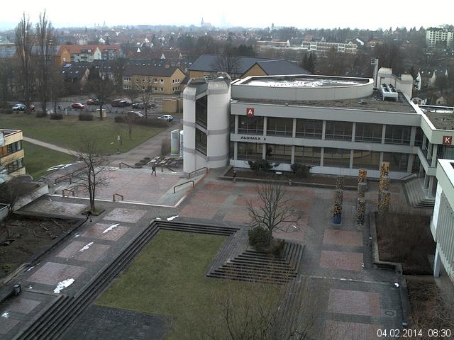 Foto der Webcam: Verwaltungsgeb&auml;ude, Innenhof mit Audimax, H&ouml;rsaal-Geb&auml;ude 1