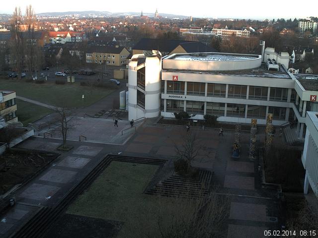 Foto der Webcam: Verwaltungsgeb&auml;ude, Innenhof mit Audimax, H&ouml;rsaal-Geb&auml;ude 1