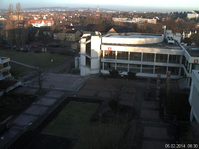 Foto der Webcam: Verwaltungsgeb&auml;ude, Innenhof mit Audimax, H&ouml;rsaal-Geb&auml;ude 1