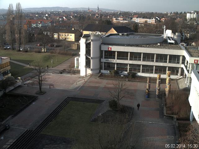 Foto der Webcam: Verwaltungsgeb&auml;ude, Innenhof mit Audimax, H&ouml;rsaal-Geb&auml;ude 1