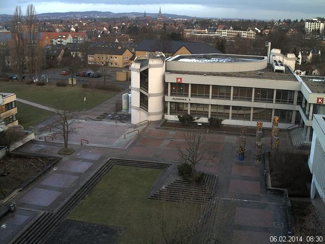 Foto der Webcam: Verwaltungsgeb&auml;ude, Innenhof mit Audimax, H&ouml;rsaal-Geb&auml;ude 1