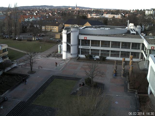 Foto der Webcam: Verwaltungsgeb&auml;ude, Innenhof mit Audimax, H&ouml;rsaal-Geb&auml;ude 1