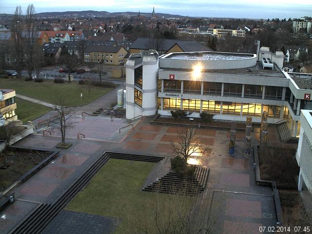 Foto der Webcam: Verwaltungsgeb&auml;ude, Innenhof mit Audimax, H&ouml;rsaal-Geb&auml;ude 1