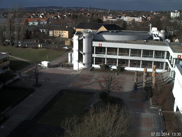 Foto der Webcam: Verwaltungsgeb&auml;ude, Innenhof mit Audimax, H&ouml;rsaal-Geb&auml;ude 1