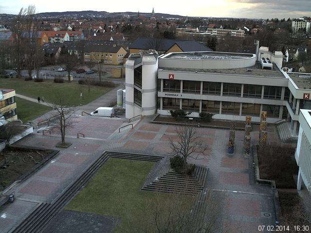 Foto der Webcam: Verwaltungsgeb&auml;ude, Innenhof mit Audimax, H&ouml;rsaal-Geb&auml;ude 1