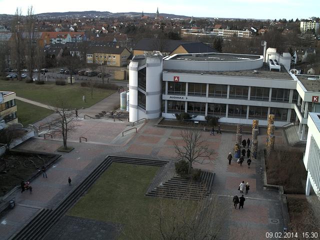 Foto der Webcam: Verwaltungsgeb&auml;ude, Innenhof mit Audimax, H&ouml;rsaal-Geb&auml;ude 1