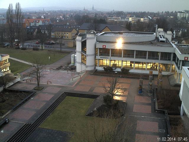 Foto der Webcam: Verwaltungsgeb&auml;ude, Innenhof mit Audimax, H&ouml;rsaal-Geb&auml;ude 1
