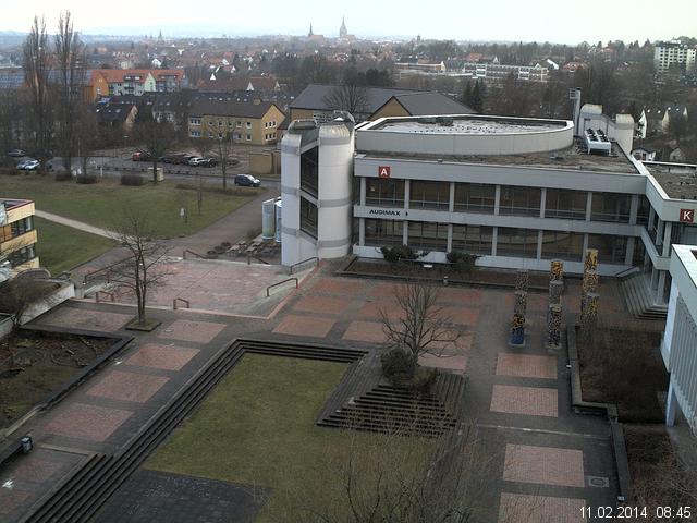 Foto der Webcam: Verwaltungsgeb&auml;ude, Innenhof mit Audimax, H&ouml;rsaal-Geb&auml;ude 1