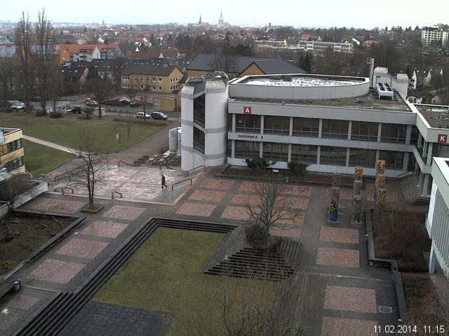 Foto der Webcam: Verwaltungsgeb&auml;ude, Innenhof mit Audimax, H&ouml;rsaal-Geb&auml;ude 1