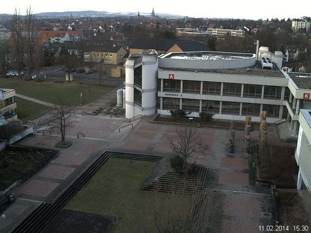 Foto der Webcam: Verwaltungsgeb&auml;ude, Innenhof mit Audimax, H&ouml;rsaal-Geb&auml;ude 1