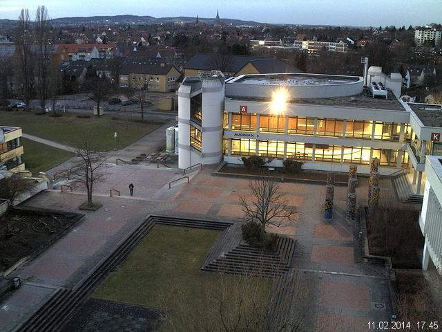 Foto der Webcam: Verwaltungsgeb&auml;ude, Innenhof mit Audimax, H&ouml;rsaal-Geb&auml;ude 1