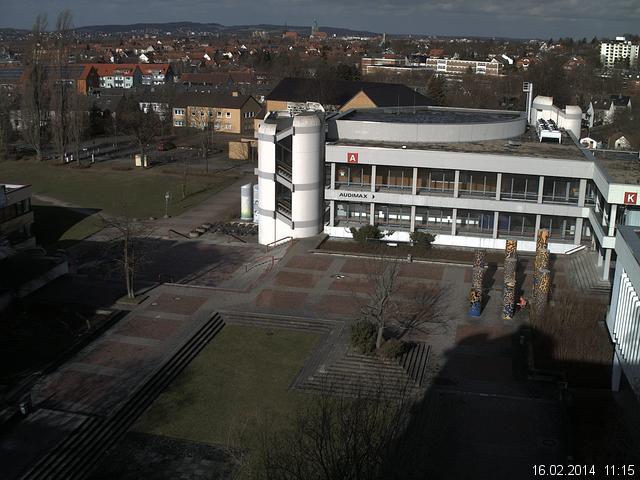 Foto der Webcam: Verwaltungsgeb&auml;ude, Innenhof mit Audimax, H&ouml;rsaal-Geb&auml;ude 1