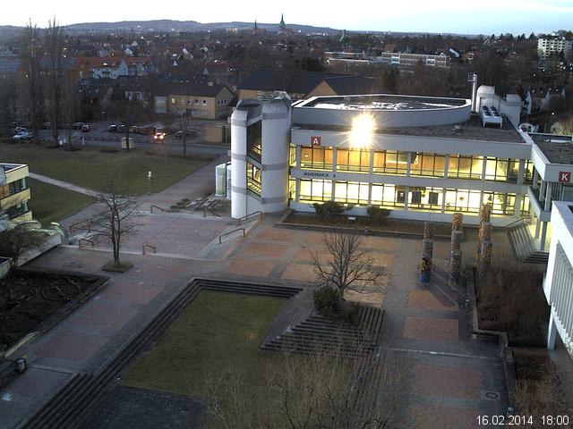 Foto der Webcam: Verwaltungsgeb&auml;ude, Innenhof mit Audimax, H&ouml;rsaal-Geb&auml;ude 1