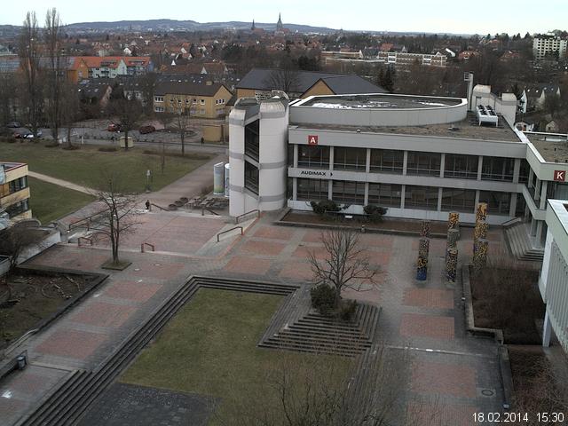 Foto der Webcam: Verwaltungsgeb&auml;ude, Innenhof mit Audimax, H&ouml;rsaal-Geb&auml;ude 1