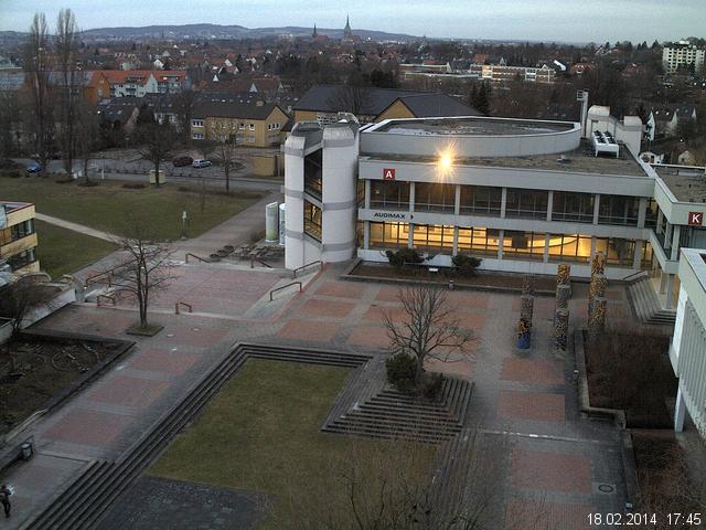 Foto der Webcam: Verwaltungsgeb&auml;ude, Innenhof mit Audimax, H&ouml;rsaal-Geb&auml;ude 1