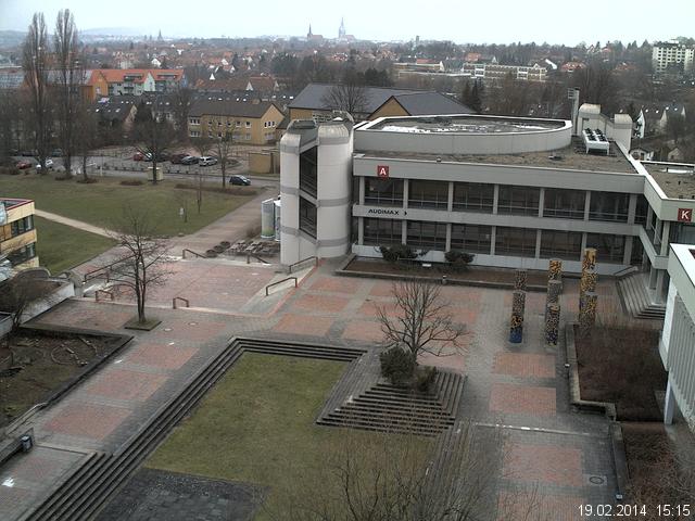 Foto der Webcam: Verwaltungsgeb&auml;ude, Innenhof mit Audimax, H&ouml;rsaal-Geb&auml;ude 1