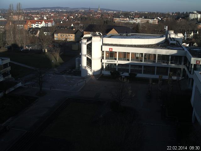 Foto der Webcam: Verwaltungsgeb&auml;ude, Innenhof mit Audimax, H&ouml;rsaal-Geb&auml;ude 1
