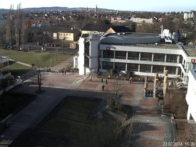 Foto der Webcam: Verwaltungsgeb&auml;ude, Innenhof mit Audimax, H&ouml;rsaal-Geb&auml;ude 1