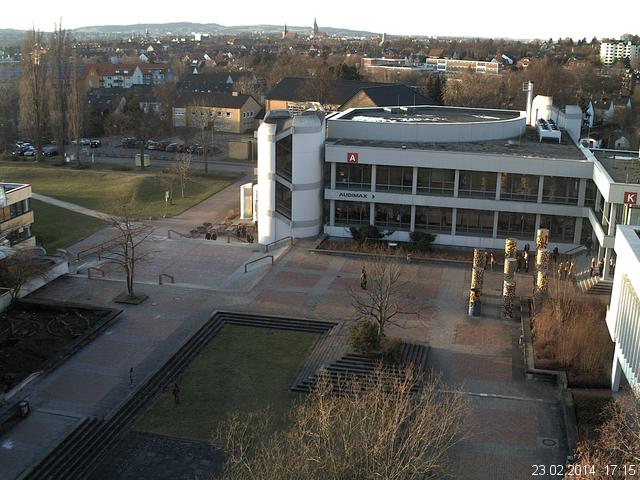 Foto der Webcam: Verwaltungsgeb&auml;ude, Innenhof mit Audimax, H&ouml;rsaal-Geb&auml;ude 1