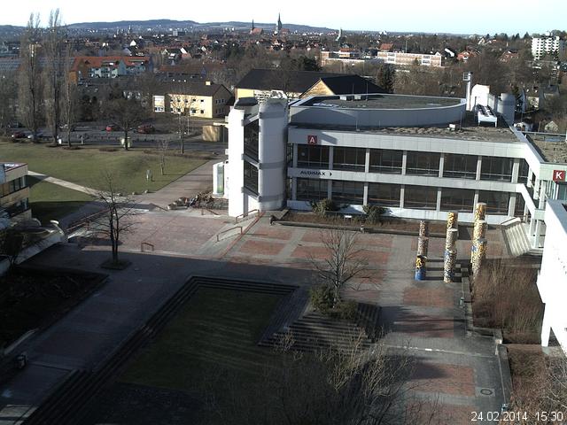 Foto der Webcam: Verwaltungsgeb&auml;ude, Innenhof mit Audimax, H&ouml;rsaal-Geb&auml;ude 1