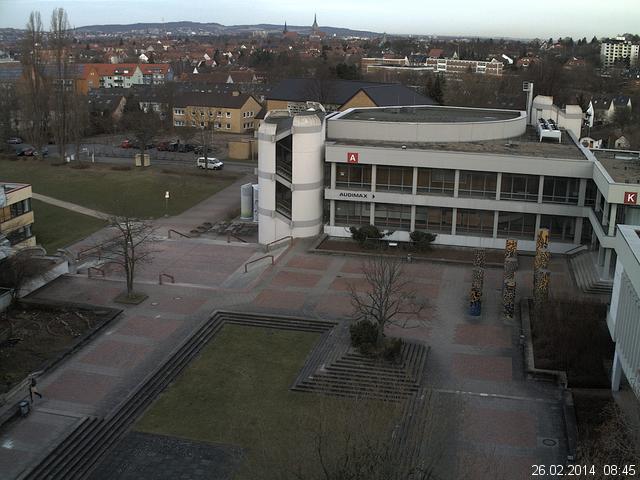Foto der Webcam: Verwaltungsgeb&auml;ude, Innenhof mit Audimax, H&ouml;rsaal-Geb&auml;ude 1