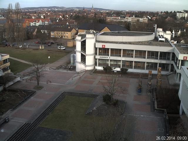 Foto der Webcam: Verwaltungsgeb&auml;ude, Innenhof mit Audimax, H&ouml;rsaal-Geb&auml;ude 1