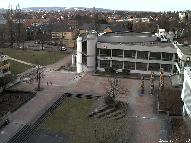 Foto der Webcam: Verwaltungsgeb&auml;ude, Innenhof mit Audimax, H&ouml;rsaal-Geb&auml;ude 1