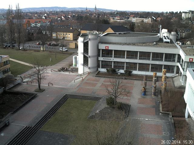 Foto der Webcam: Verwaltungsgeb&auml;ude, Innenhof mit Audimax, H&ouml;rsaal-Geb&auml;ude 1