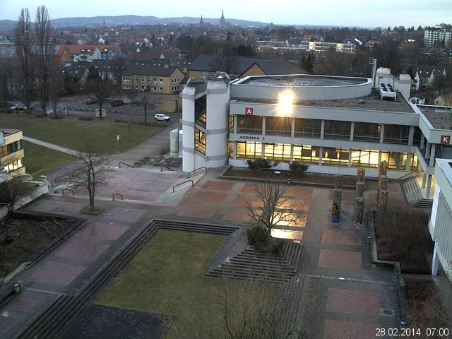 Foto der Webcam: Verwaltungsgeb&auml;ude, Innenhof mit Audimax, H&ouml;rsaal-Geb&auml;ude 1