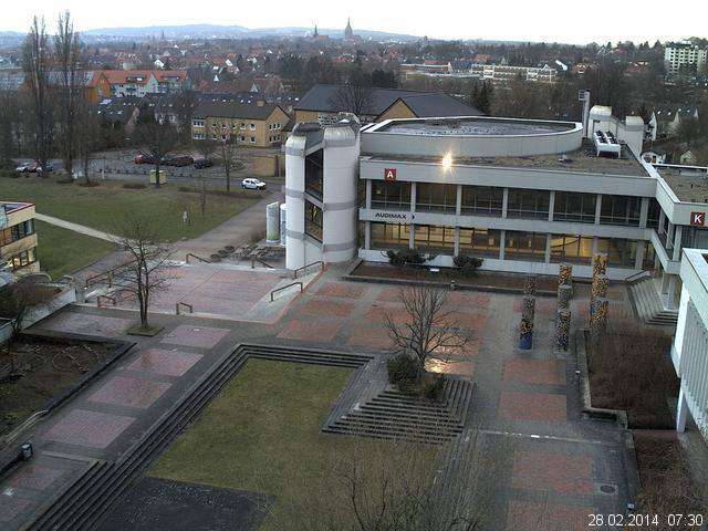 Foto der Webcam: Verwaltungsgeb&auml;ude, Innenhof mit Audimax, H&ouml;rsaal-Geb&auml;ude 1