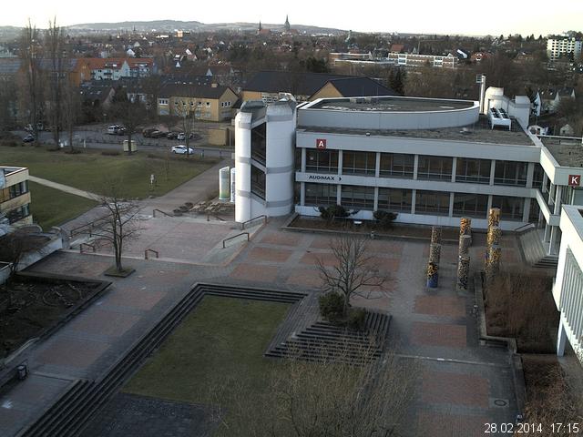 Foto der Webcam: Verwaltungsgeb&auml;ude, Innenhof mit Audimax, H&ouml;rsaal-Geb&auml;ude 1