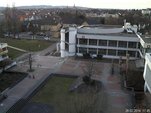 Foto der Webcam: Verwaltungsgeb&auml;ude, Innenhof mit Audimax, H&ouml;rsaal-Geb&auml;ude 1