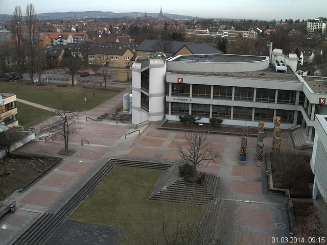 Foto der Webcam: Verwaltungsgeb&auml;ude, Innenhof mit Audimax, H&ouml;rsaal-Geb&auml;ude 1
